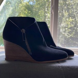Wedge Ankle booties